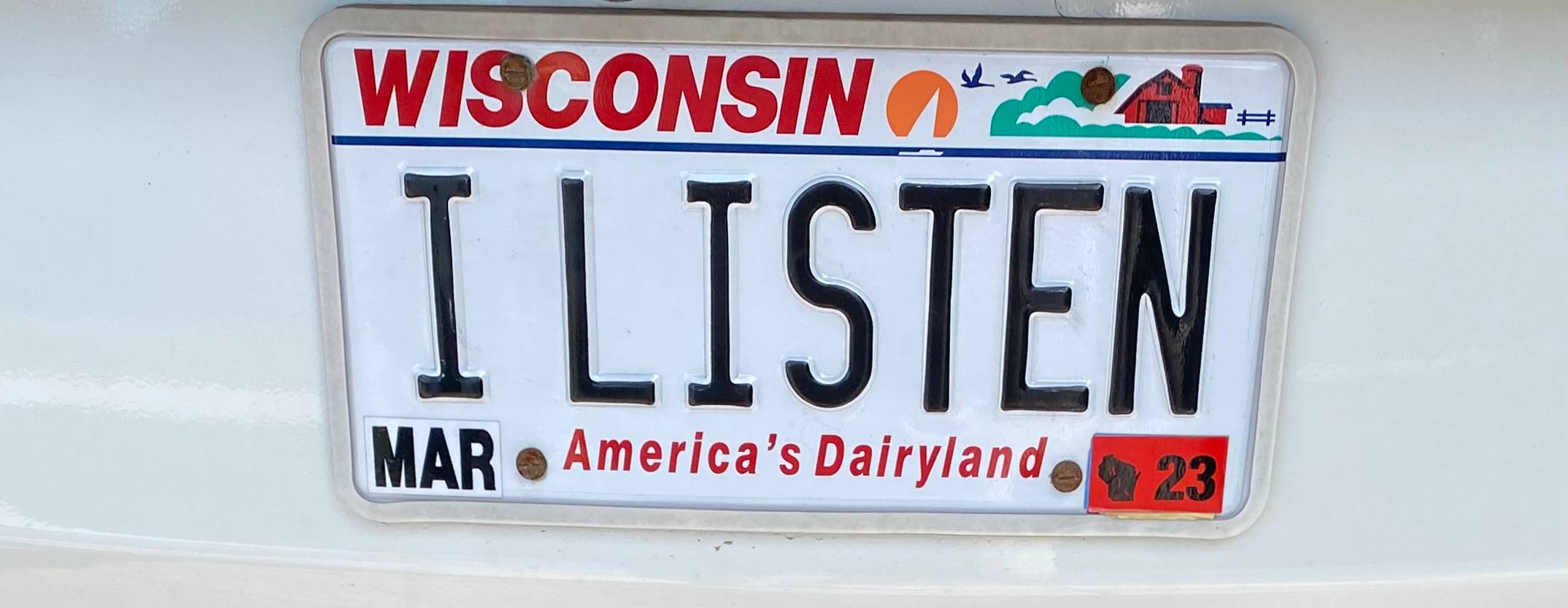 "I Listen" license plate